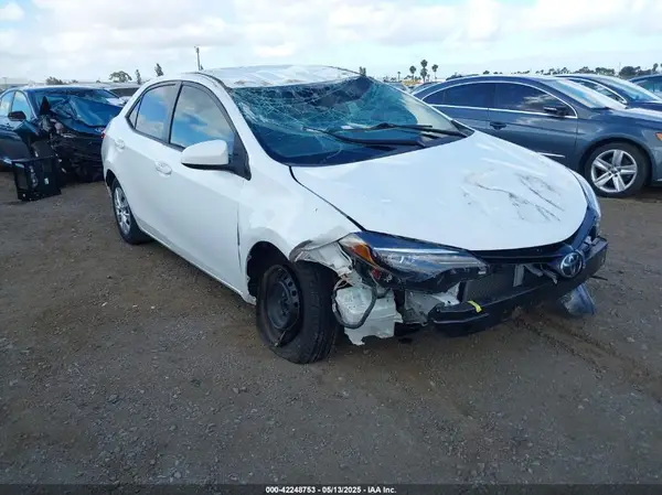 5YFBURHE1HP649292 2017 TOYOTA COROLLA - Image 1