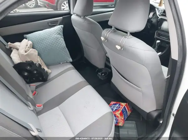 5YFBURHE1HP649888 2017 TOYOTA COROLLA - Image 8