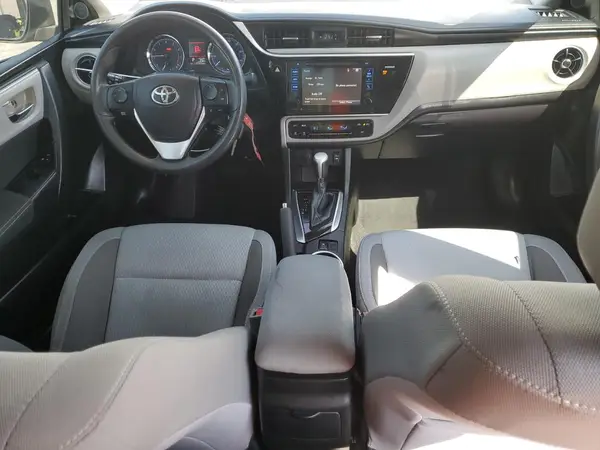 5YFBURHE1HP651382 2017 TOYOTA COROLLA - Image 8