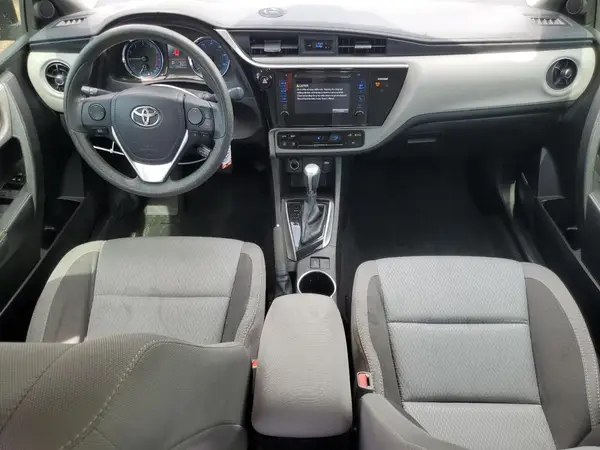 5YFBURHE1HP657490 2017 TOYOTA COROLLA - Image 8