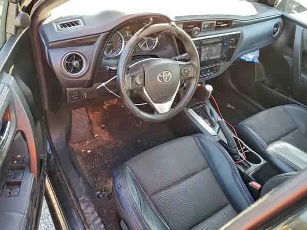 5YFBURHE1HP661099 2017 TOYOTA COROLLA - Image 8
