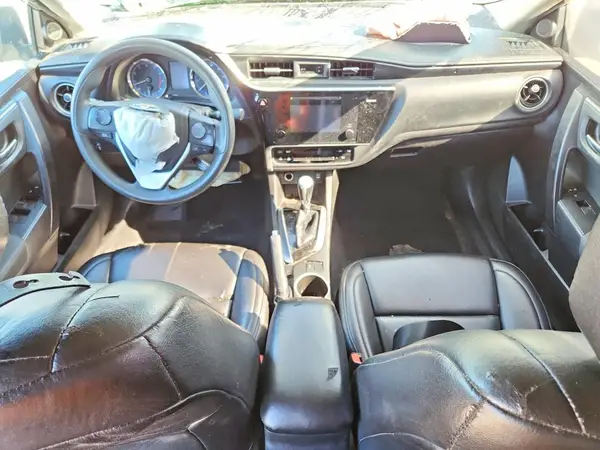 5YFBURHE1HP665038 2017 TOYOTA COROLLA - Image 8
