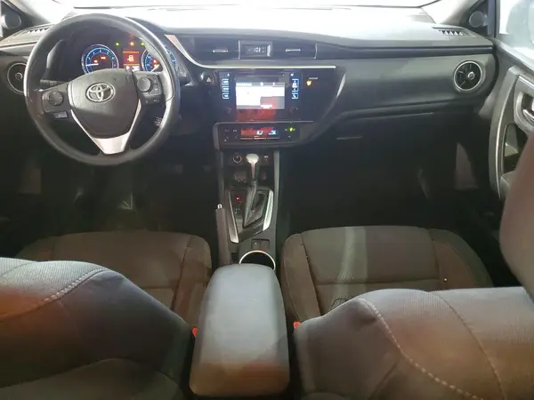 5YFBURHE1HP665654 2017 TOYOTA COROLLA - Image 8