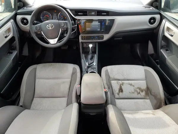 5YFBURHE1HP668375 2017 TOYOTA COROLLA - Image 8