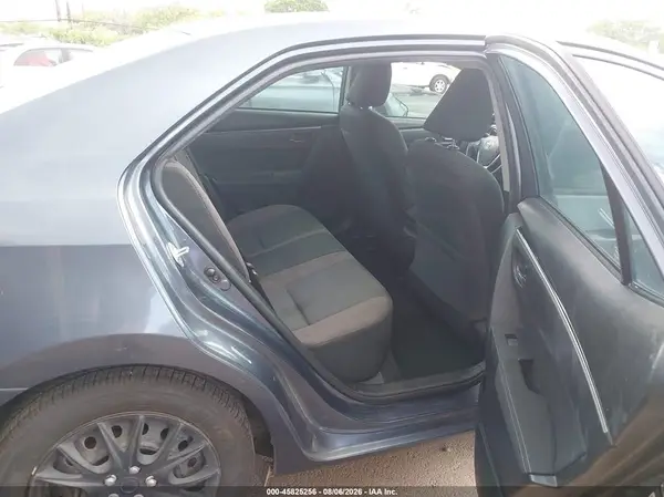 5YFBURHE1HP674189 2017 TOYOTA COROLLA - Image 8