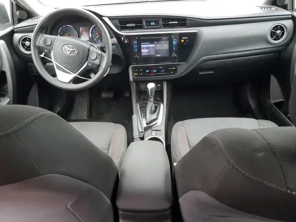 5YFBURHE1HP680459 2017 TOYOTA COROLLA - Image 8