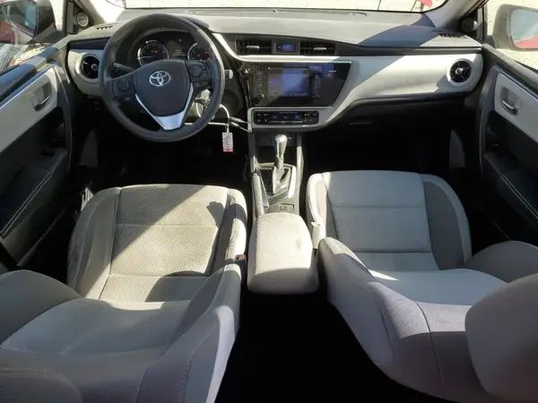5YFBURHE1HP680462 2017 TOYOTA COROLLA - Image 8