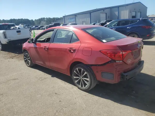 5YFBURHE1HP680767 2017 TOYOTA COROLLA - Image 2