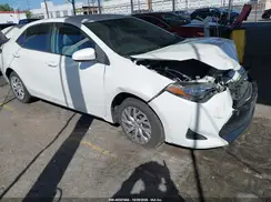 5YFBURHE1HP682082 2017 TOYOTA COROLLA