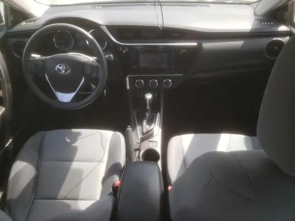 5YFBURHE1HP684611 2017 TOYOTA COROLLA - Image 8