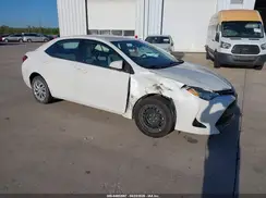 5YFBURHE1HP685435 2017 TOYOTA COROLLA