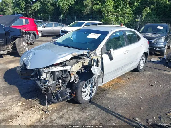 5YFBURHE1HP689159 2017 TOYOTA COROLLA - Image 2