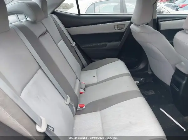 5YFBURHE1HP689517 2017 TOYOTA COROLLA - Image 8