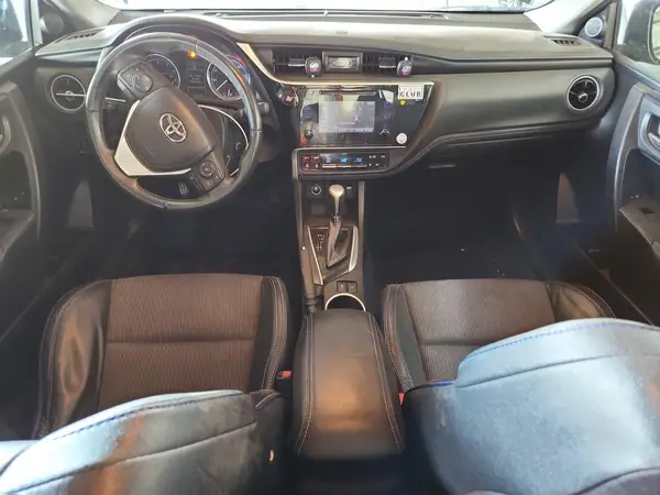 5YFBURHE1HP690828 2017 TOYOTA COROLLA - Image 8