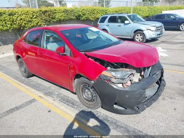5YFBURHE1HP692174 2017 TOYOTA COROLLA - Image 1