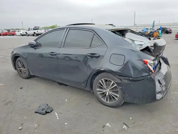 5YFBURHE1HP698606 2017 TOYOTA COROLLA - Image 2