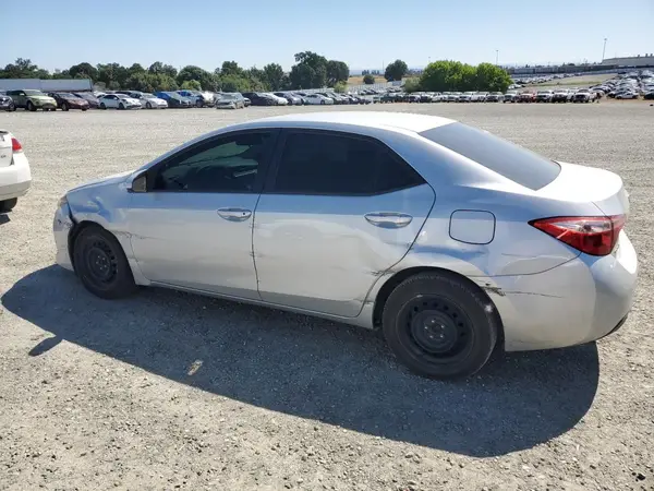 5YFBURHE1HP699223 2017 TOYOTA COROLLA - Image 2