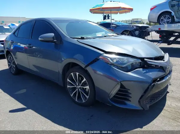 5YFBURHE1HP703965 2017 TOYOTA COROLLA - Image 1