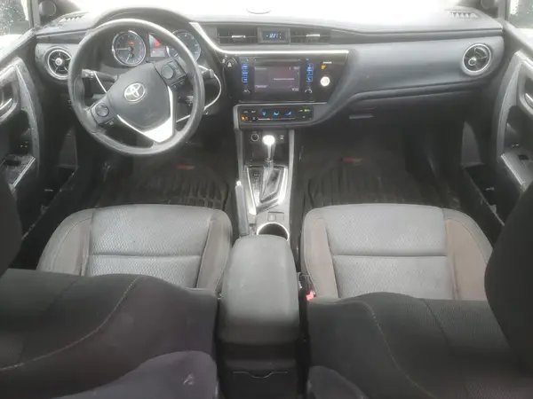 5YFBURHE1HP704341 2017 TOYOTA COROLLA - Image 8
