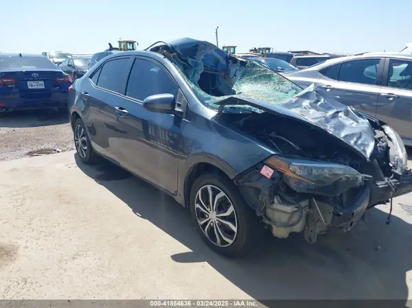 5YFBURHE1HP707787 2017 TOYOTA COROLLA - Image 1