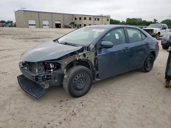 5YFBURHE1HP708437 2017 TOYOTA COROLLA - Image 1