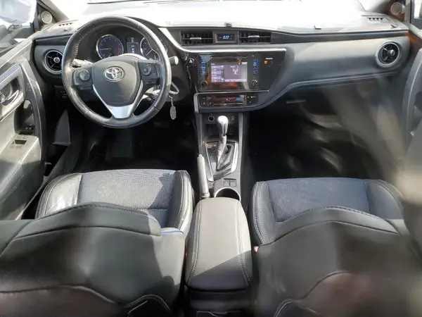5YFBURHE1HP708597 2017 TOYOTA COROLLA - Image 8
