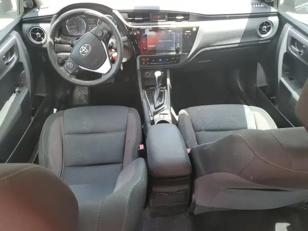 5YFBURHE1HP708924 2017 TOYOTA COROLLA - Image 8