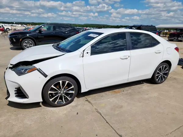 5YFBURHE1HP711709 2017 TOYOTA COROLLA - Image 1