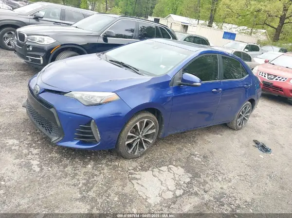 5YFBURHE1HP713489 2017 TOYOTA COROLLA - Image 2