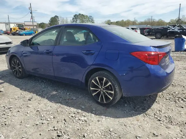 5YFBURHE1HP717798 2017 TOYOTA COROLLA - Image 2