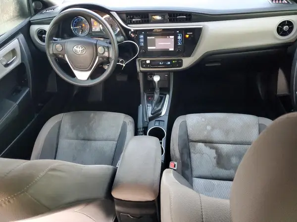 5YFBURHE1HP718174 2017 TOYOTA COROLLA - Image 8