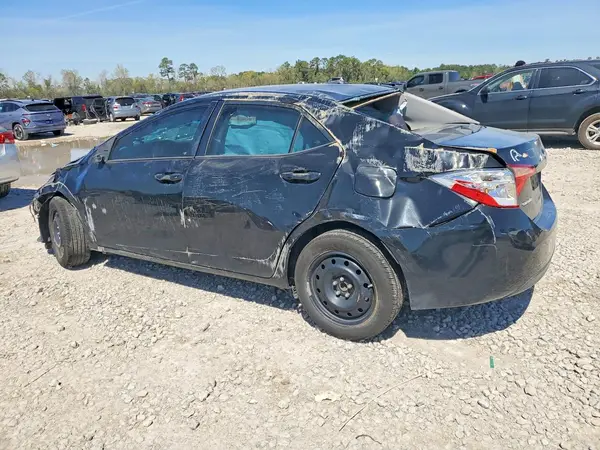 5YFBURHE1HP722161 2017 TOYOTA COROLLA - Image 2