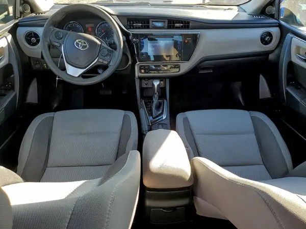 5YFBURHE1HP726193 2017 TOYOTA COROLLA - Image 8