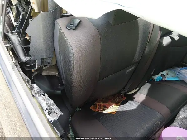 5YFBURHE1HP728462 2017 TOYOTA COROLLA - Image 8