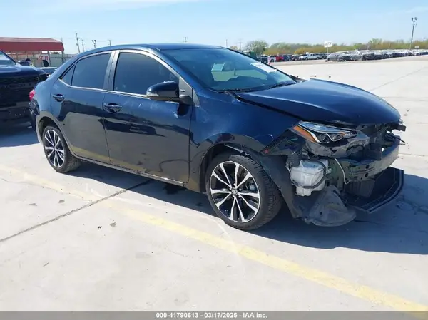 5YFBURHE1HP729532 2017 TOYOTA COROLLA - Image 1