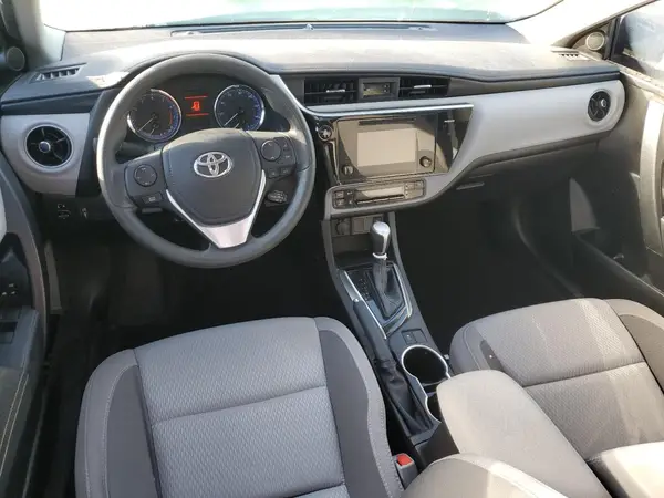 5YFBURHE1HP730471 2017 TOYOTA COROLLA - Image 8