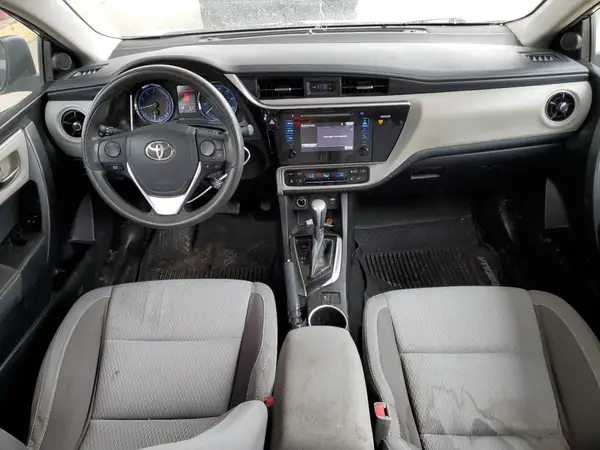 5YFBURHE1HP733449 2017 TOYOTA COROLLA - Image 8