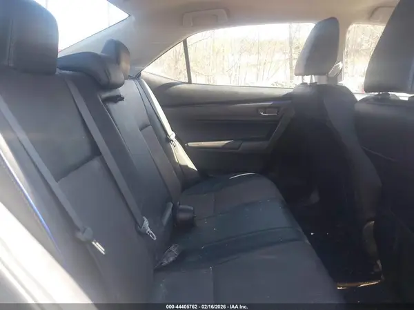 5YFBURHE1HP737842 2017 TOYOTA COROLLA - Image 8
