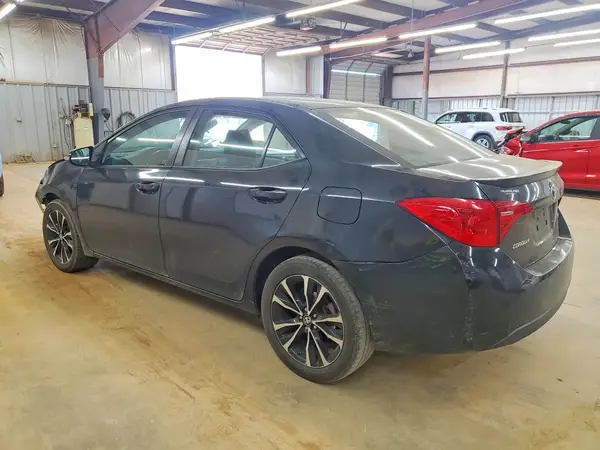 5YFBURHE1JP750550 2018 TOYOTA COROLLA - Image 2