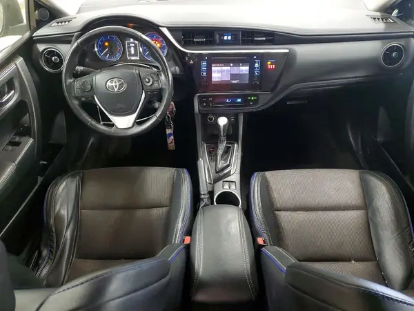 5YFBURHE1JP750550 2018 TOYOTA COROLLA - Image 8