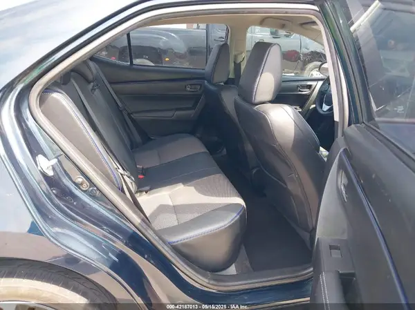 5YFBURHE1JP757756 2018 TOYOTA COROLLA - Image 8