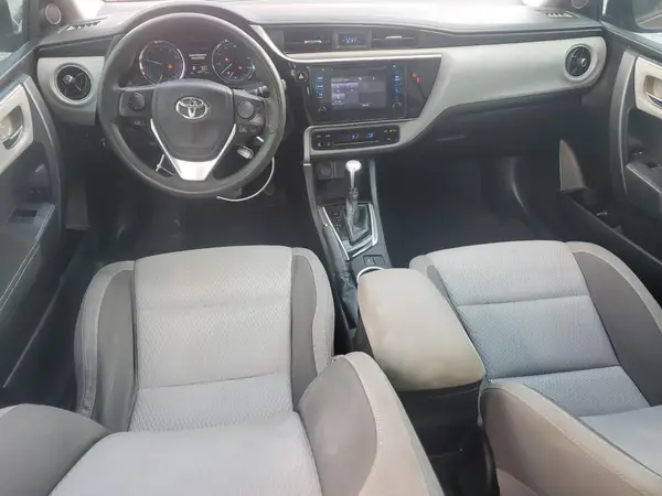5YFBURHE1JP759622 2018 TOYOTA COROLLA - Image 8