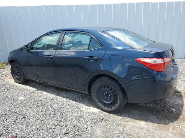 5YFBURHE1JP760009 2018 TOYOTA COROLLA - Image 2