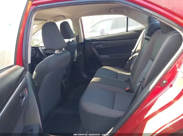 5YFBURHE1JP760799 2018 TOYOTA COROLLA - Image 8