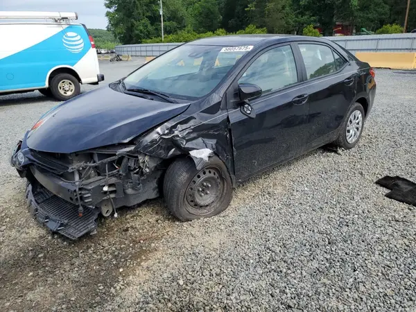 5YFBURHE1JP766036 2018 TOYOTA COROLLA - Image 1