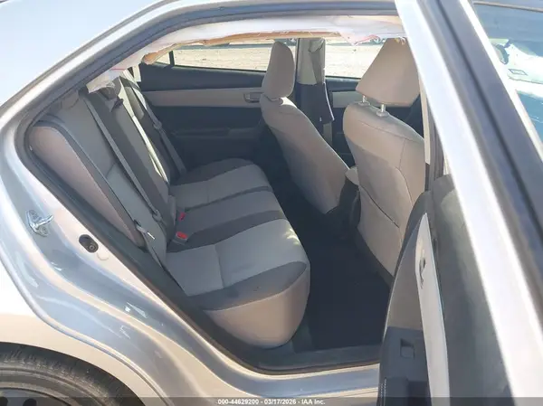 5YFBURHE1JP771320 2018 TOYOTA COROLLA - Image 8