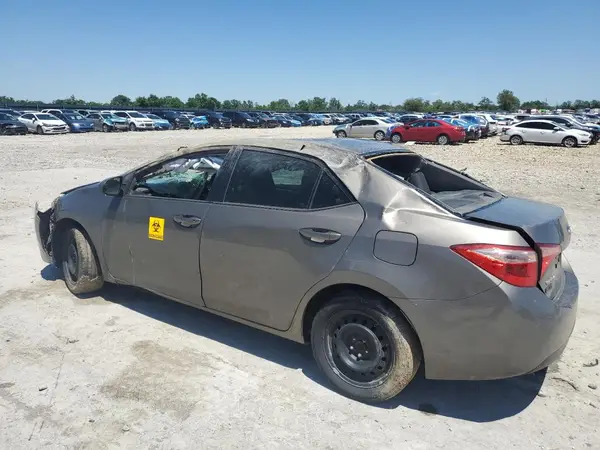 5YFBURHE1JP771429 2018 TOYOTA COROLLA - Image 2