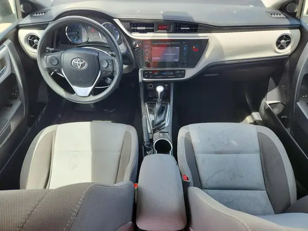 5YFBURHE1JP774024 2018 TOYOTA COROLLA - Image 8