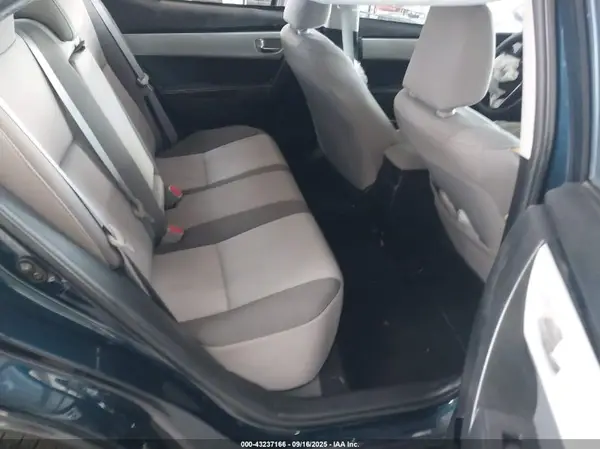 5YFBURHE1JP774041 2018 TOYOTA COROLLA - Image 8