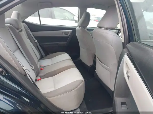 5YFBURHE1JP779045 2018 TOYOTA COROLLA - Image 8